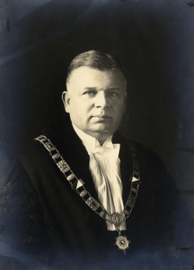 106343 Portret van jhr.mr. B.C. de Savornin Lohman, geboren 1883, hoogleraar in de rechtsgeleerdheid aan de Utrechtse ...